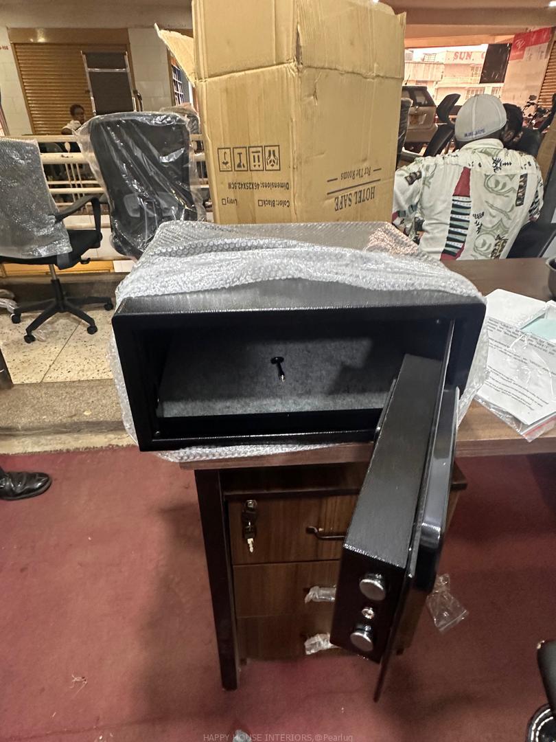 DIGITAL SAFE BOX