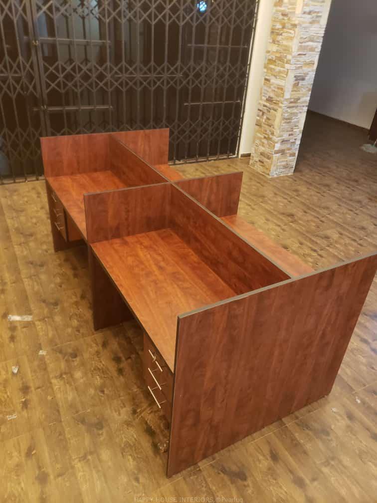 4 SEATER WORKSTATION