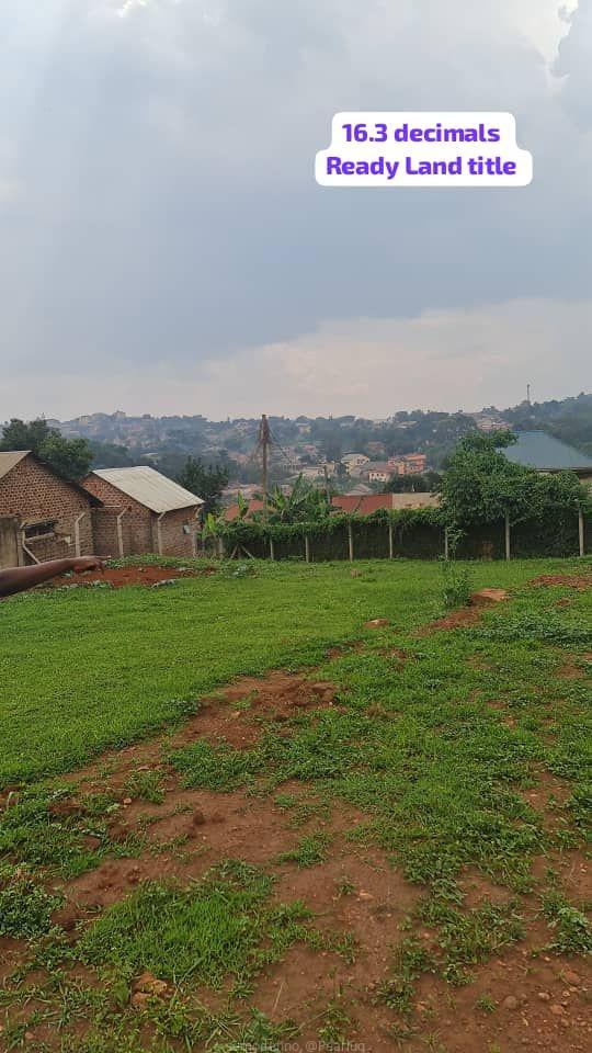 Prime plot of land in komamboga neighbouring kyanja