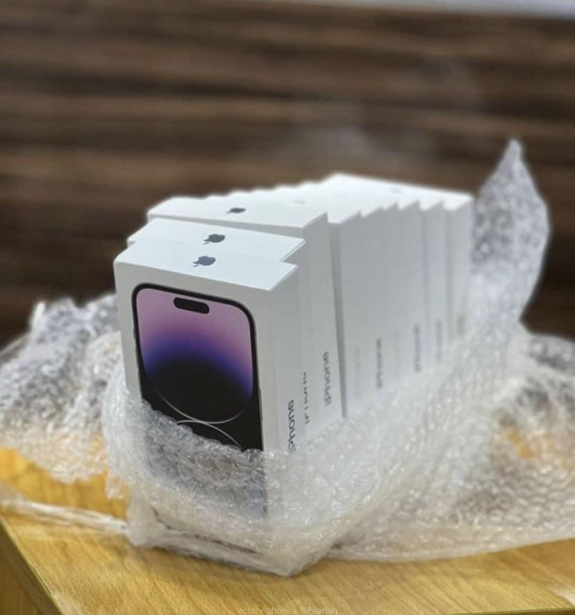 iPhone 15s