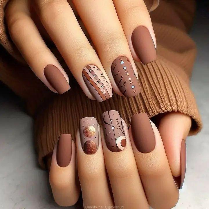 Artistic nails