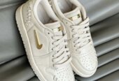 Casual shoes