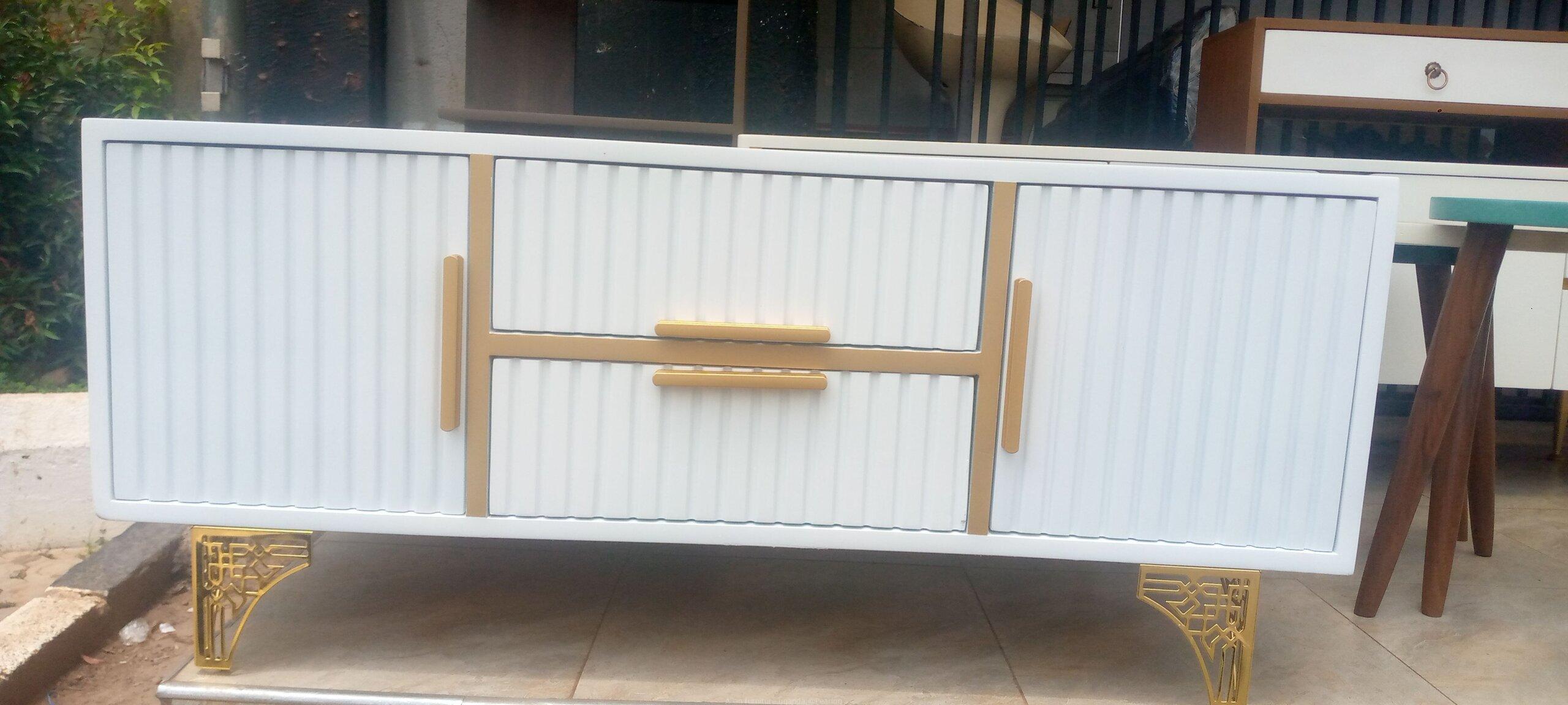 Center table