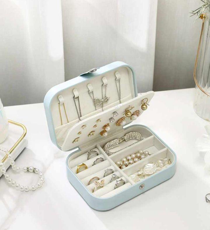 Jewelry boxes of all sizes