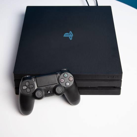Play station 4s