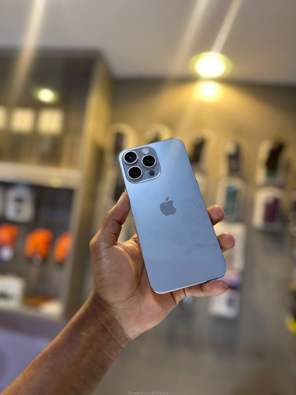 iPhone 15 pro max 256gb