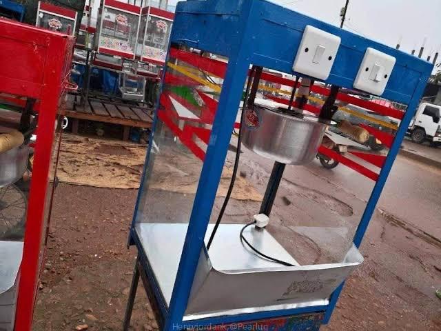 Pop corn machine
