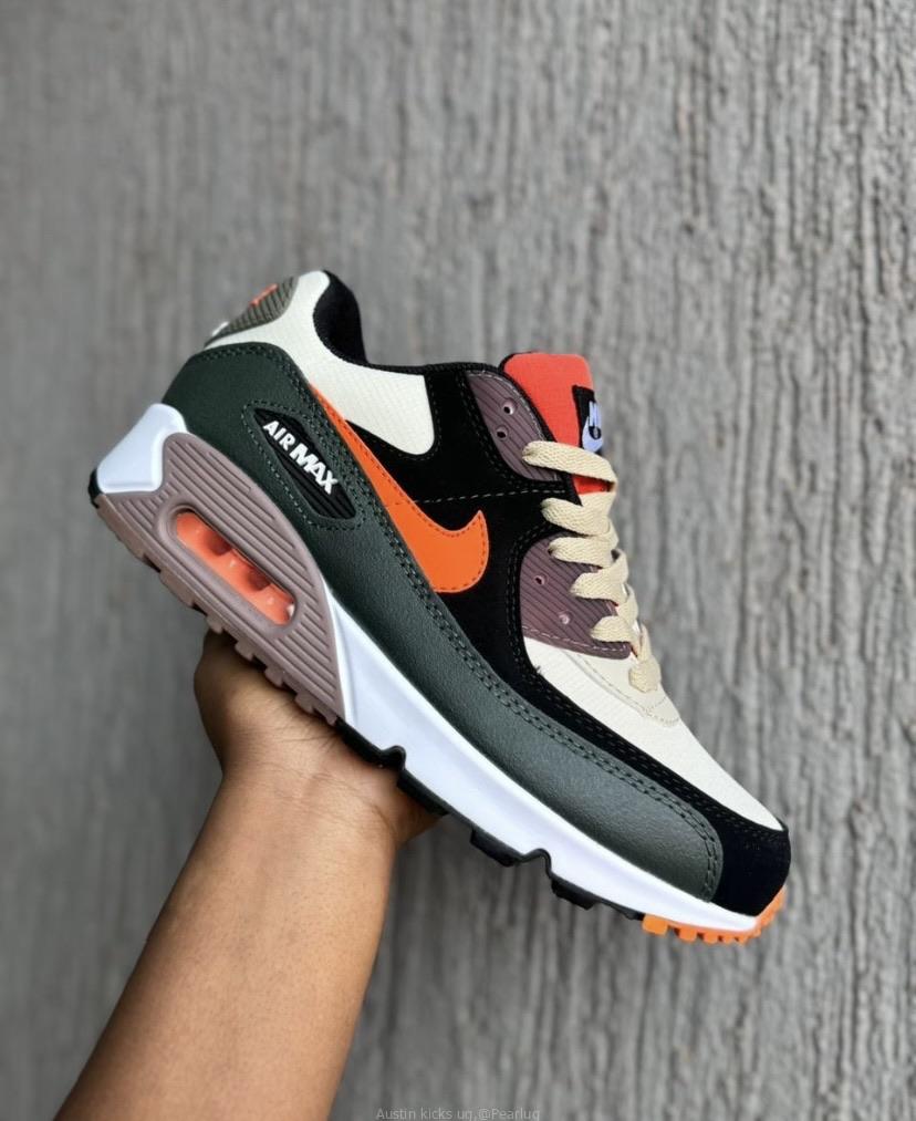 Nike air max