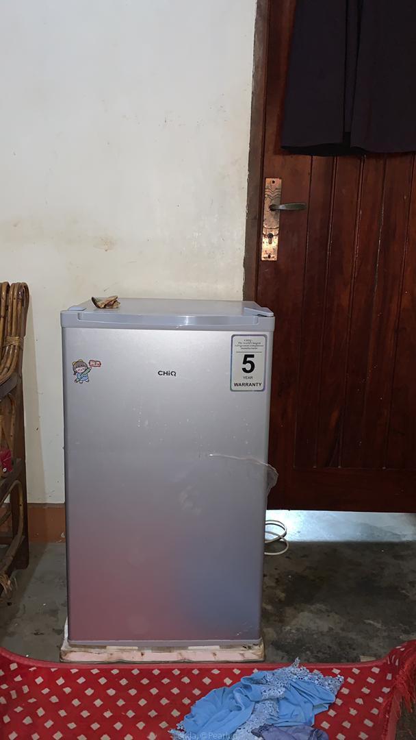 selling refrigerator