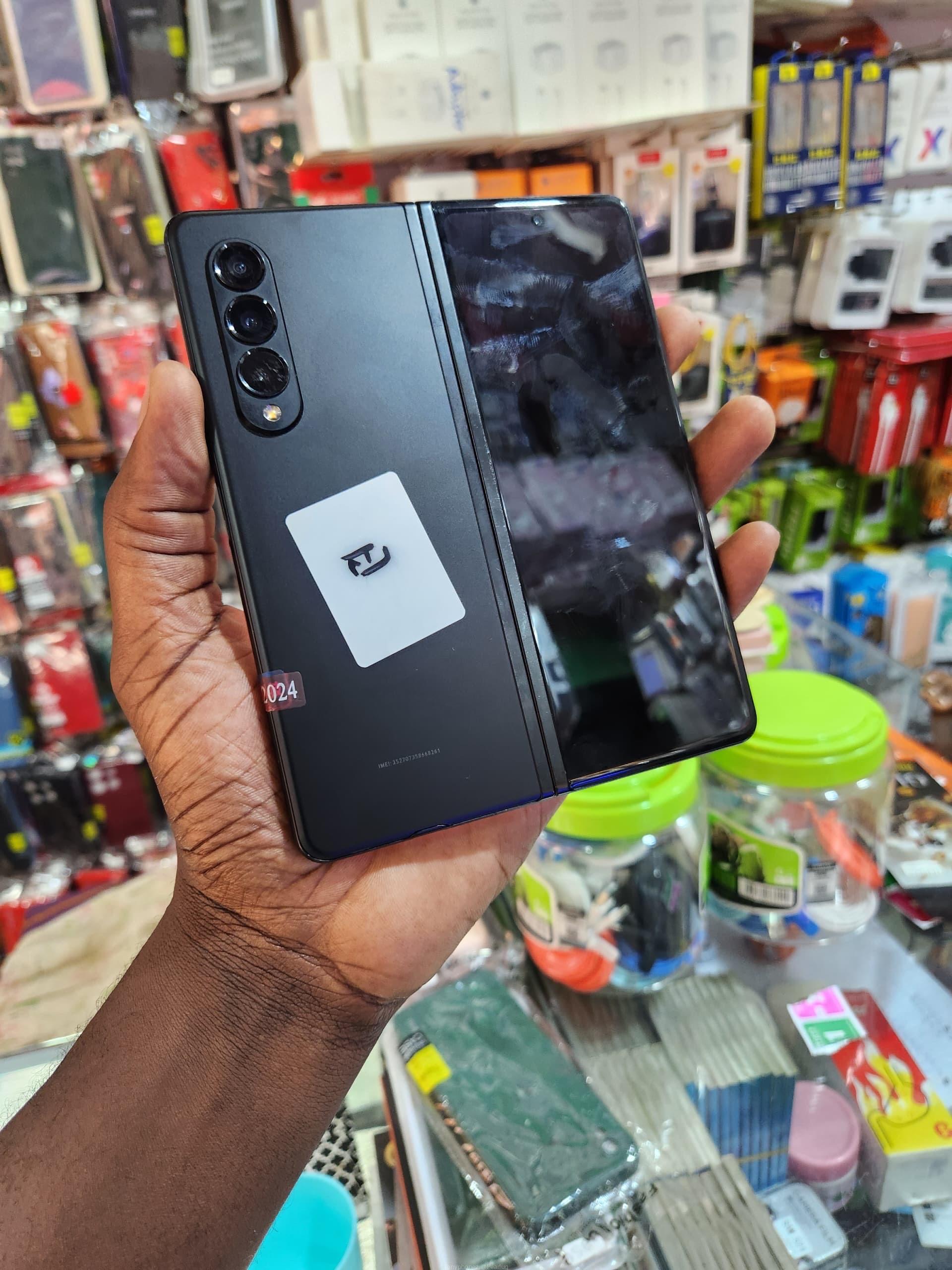Galaxy Fold3 256gb