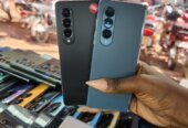 Galaxy Fold4 256gb
