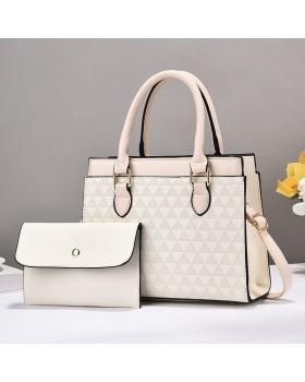 Cross body bags