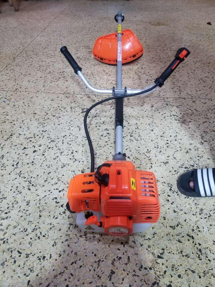Grass cutting machine