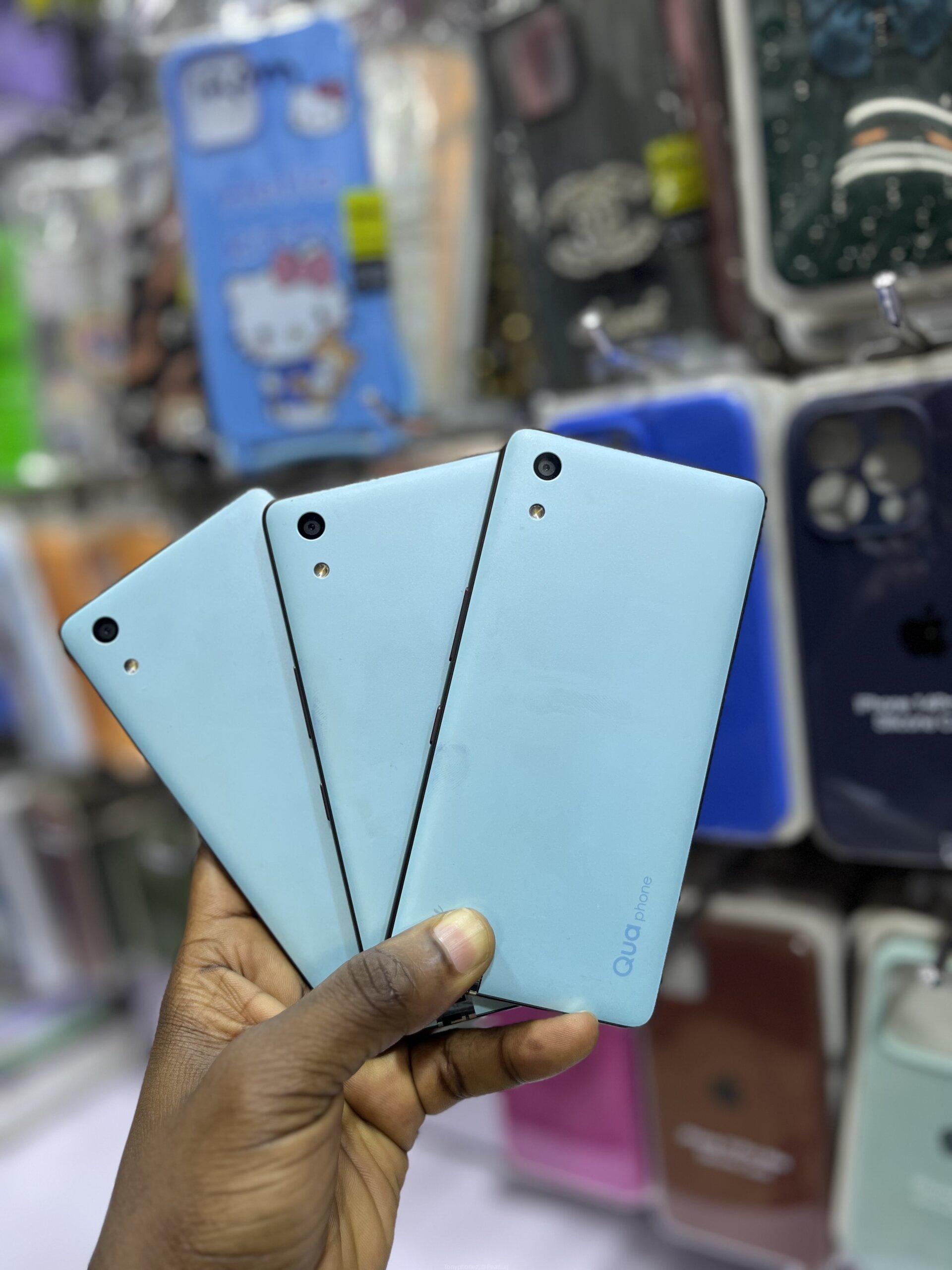 Qua phones