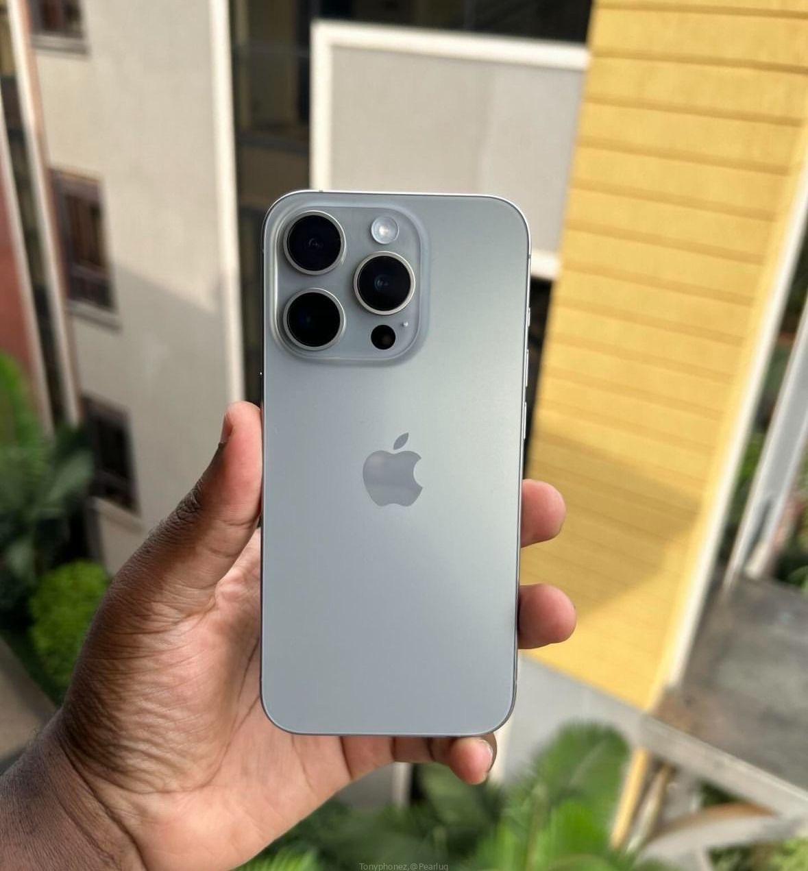 iPhone 15pro 256GB