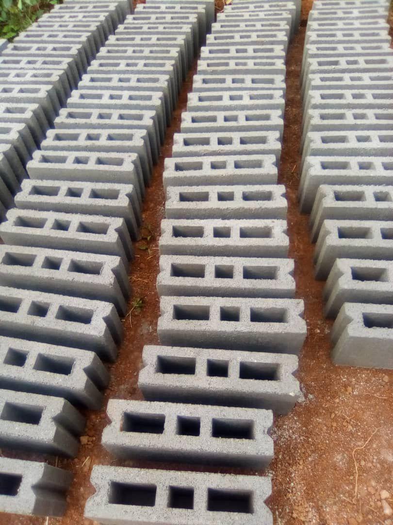 New block machine 4x8x16 each