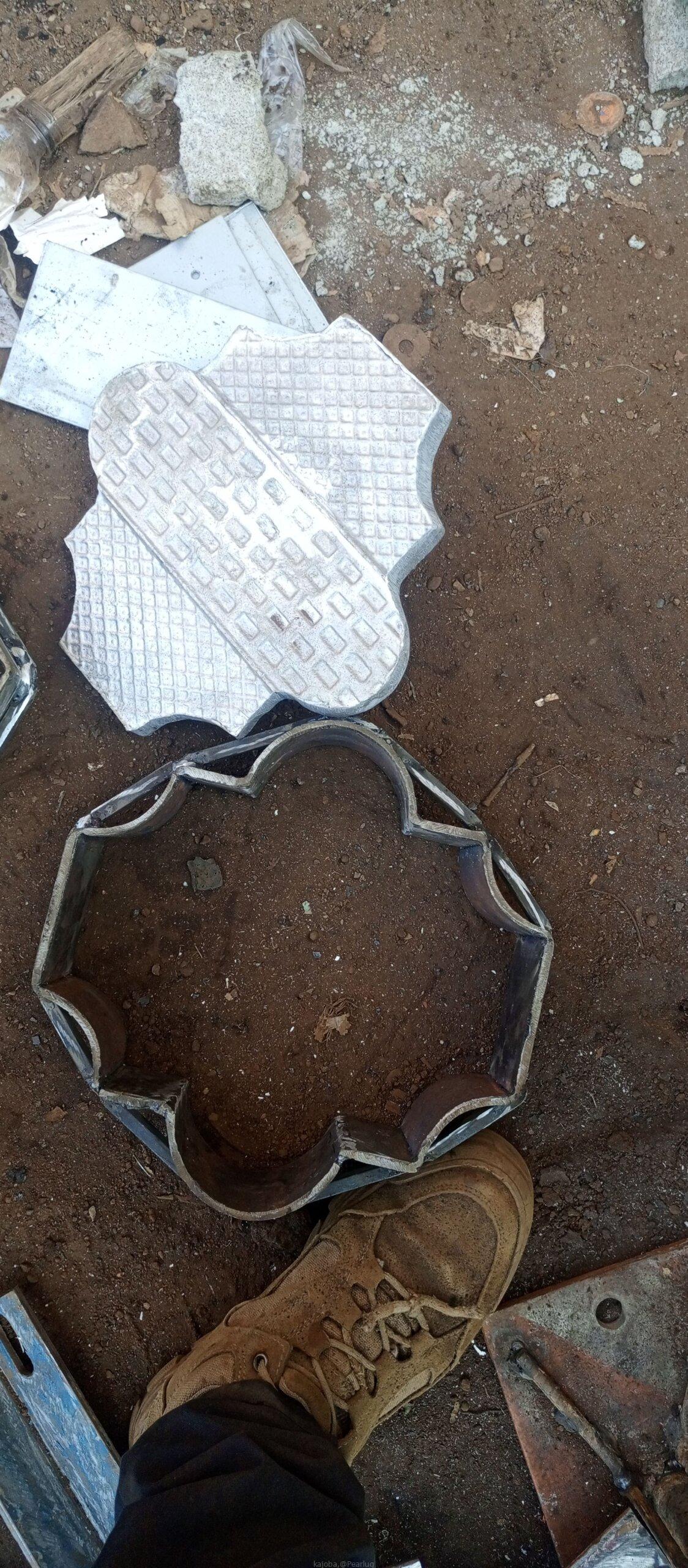 Pever mold