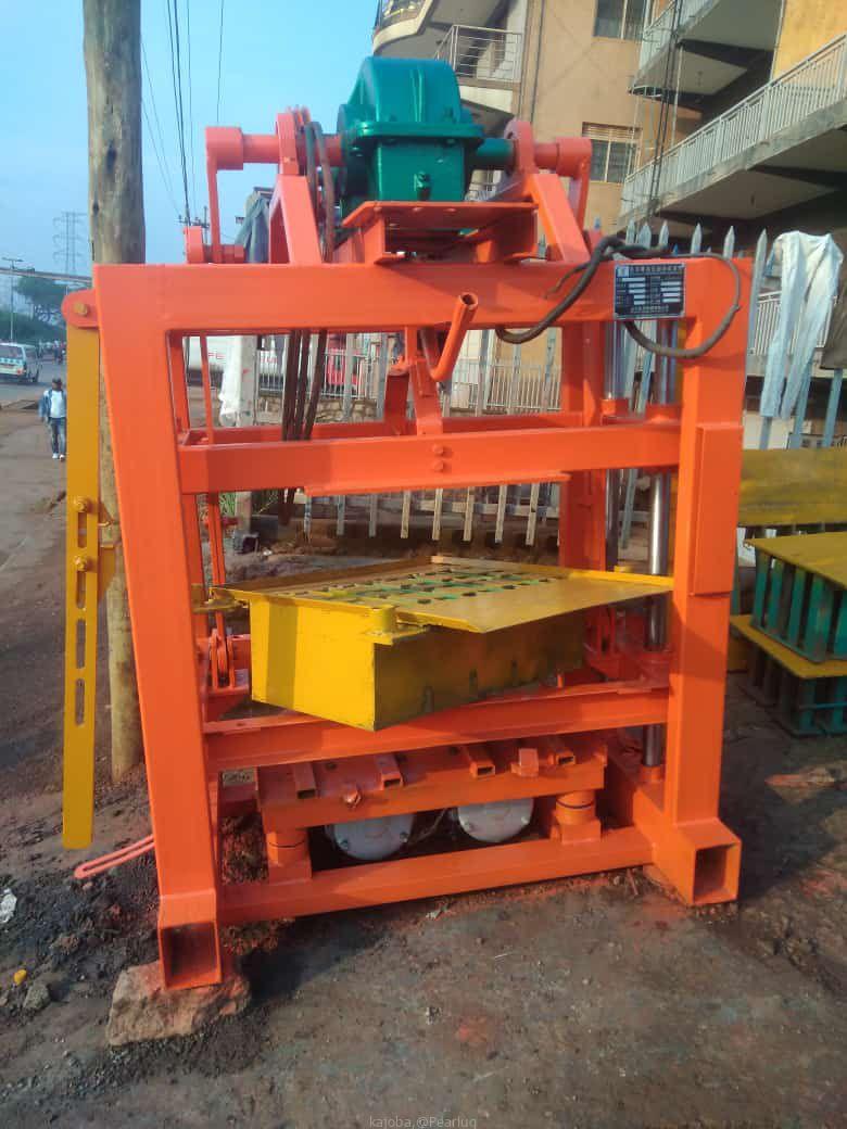 Block making Mashine