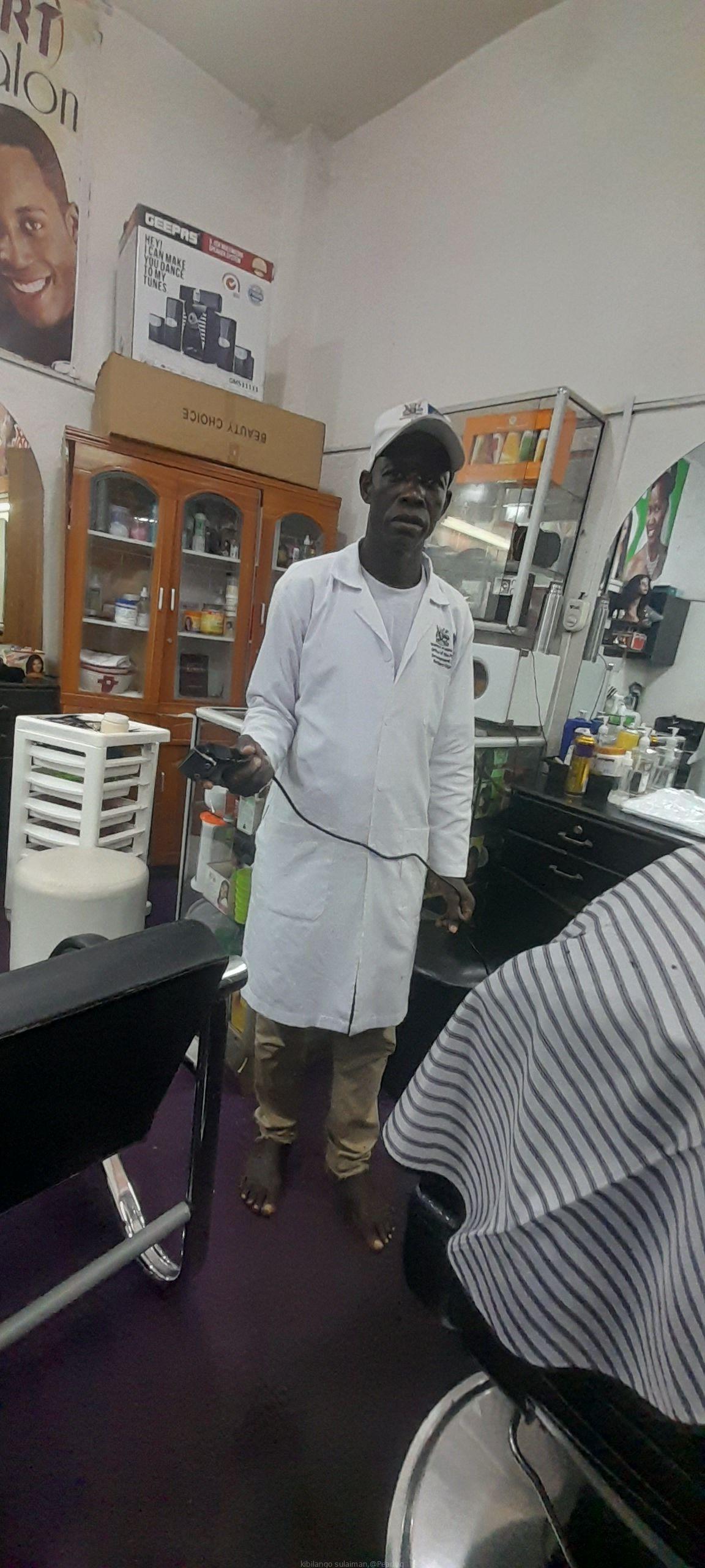 Saloon for men