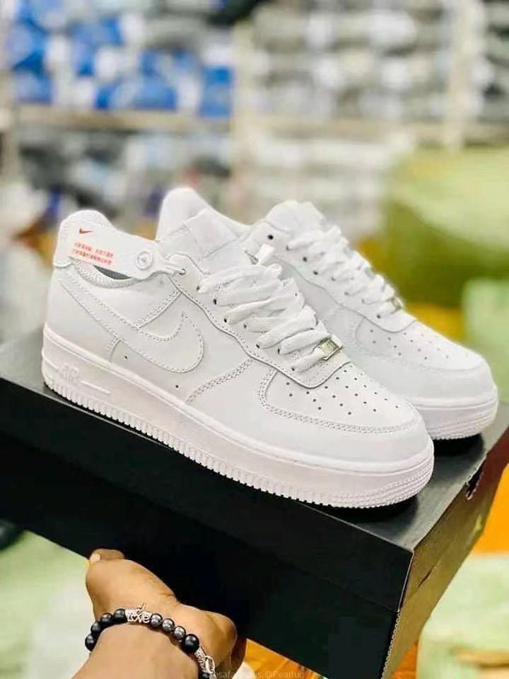 Airforce sneakers