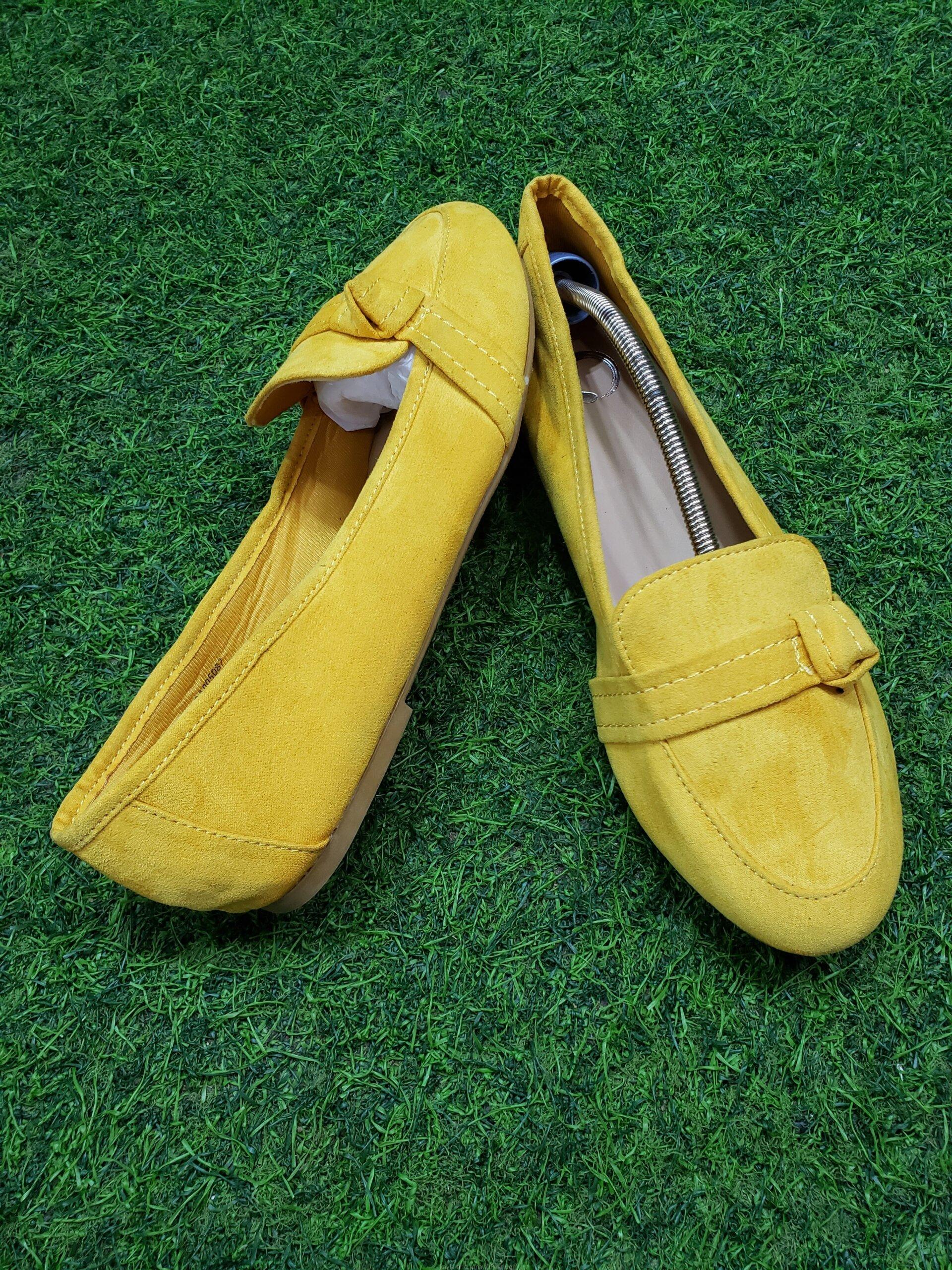 Second hand ladies shoes