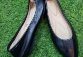 #secondhand ladies shoes