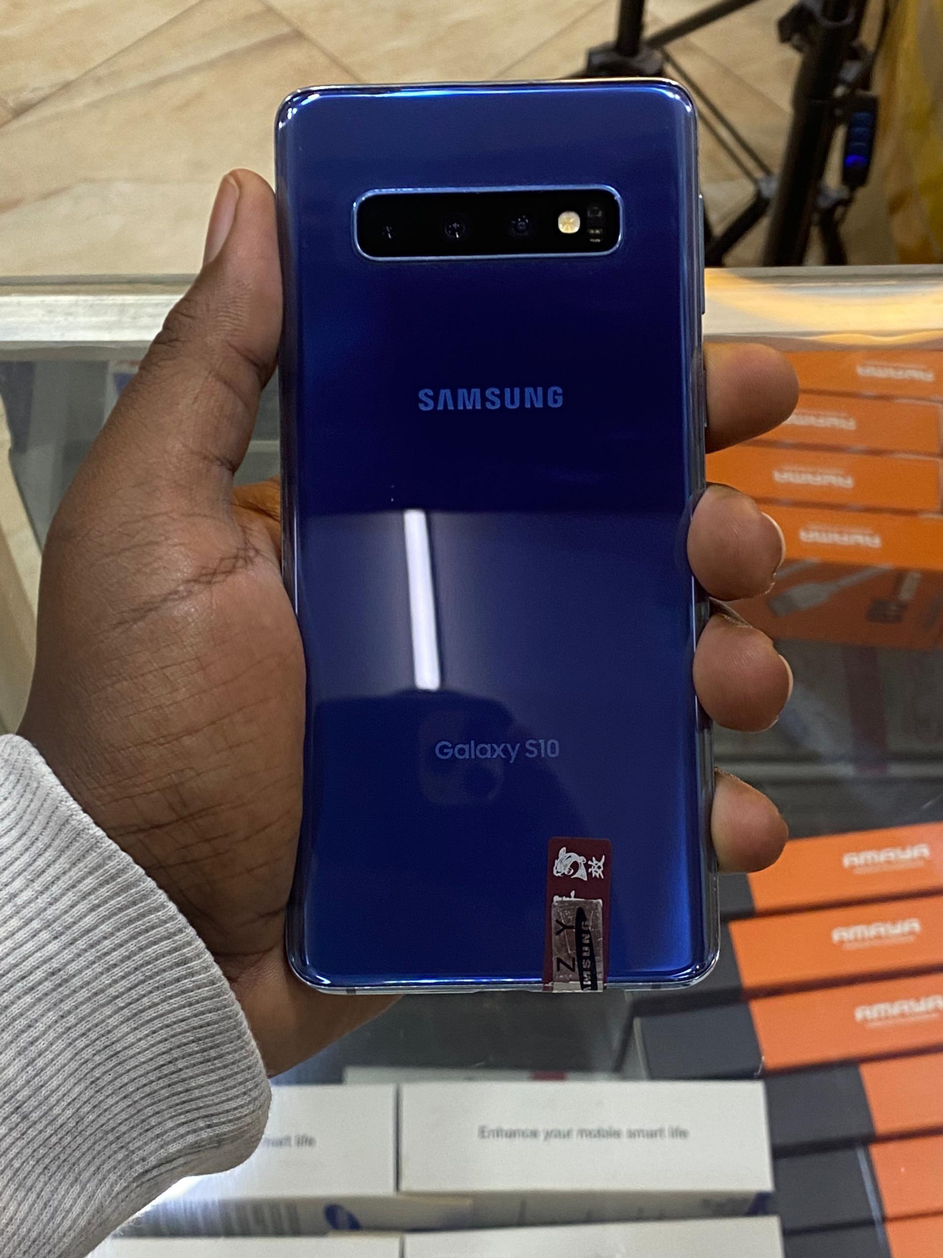 S10