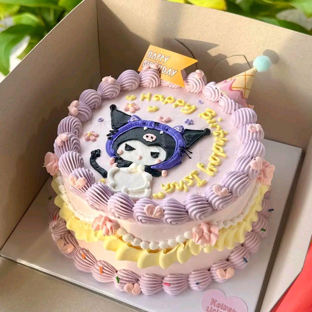Cakes and bouquets