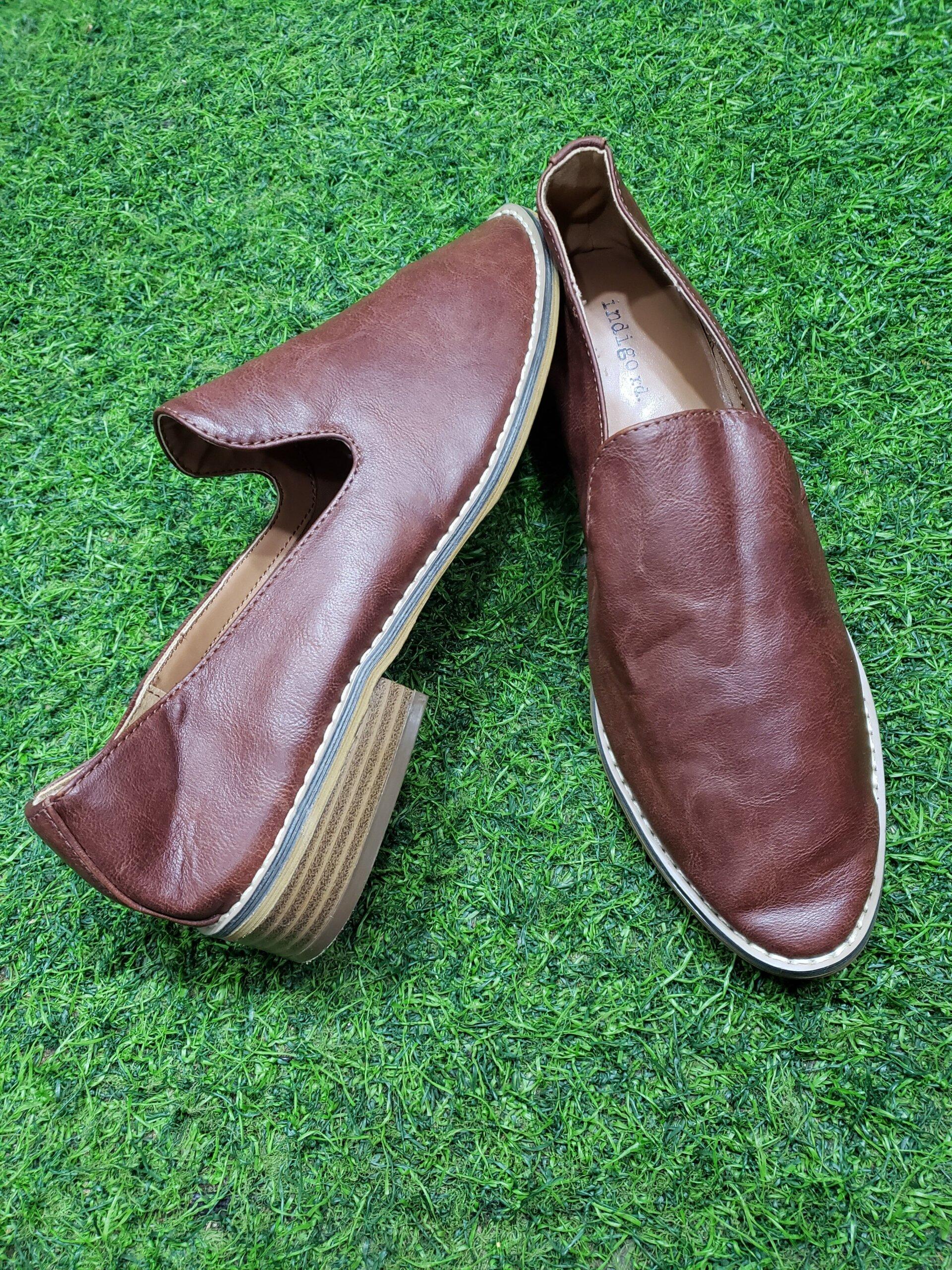 Second hand ladies shoes