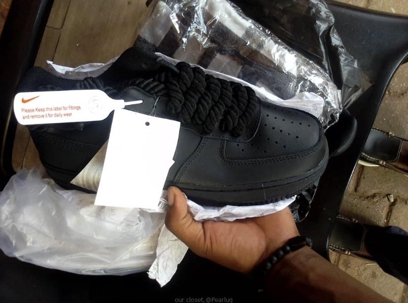 Air Force ones black