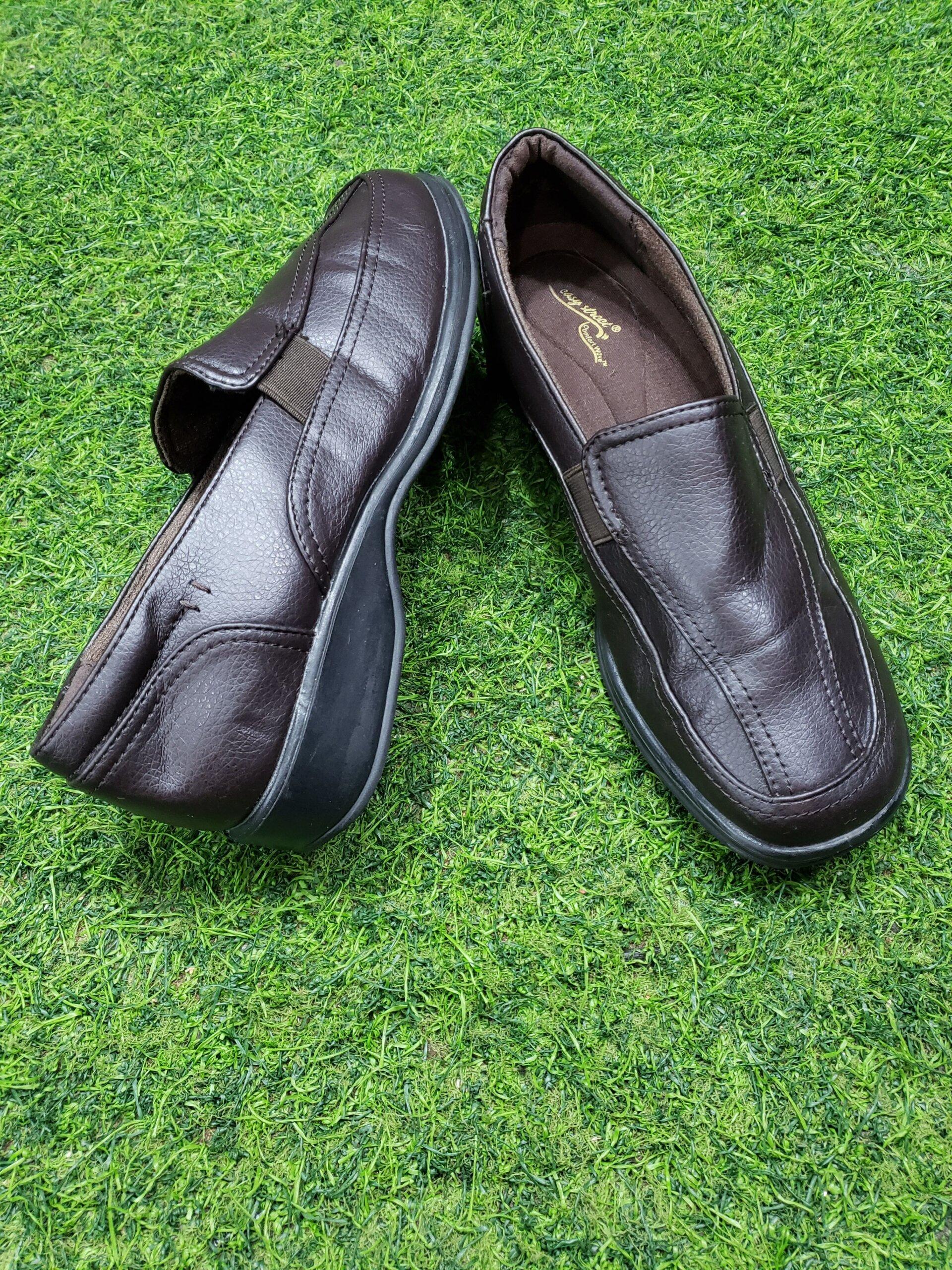 Second hand ladies shoes