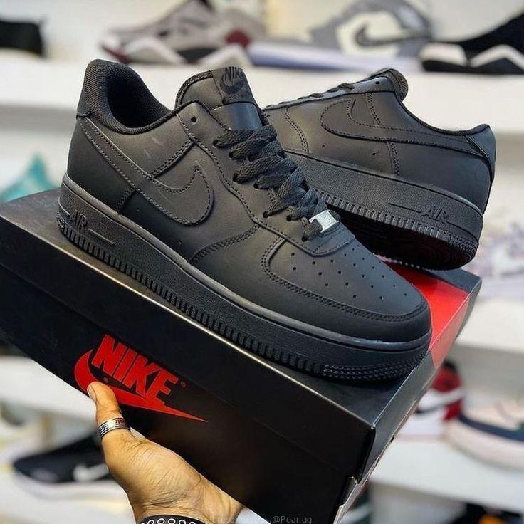 Airforce sneakers