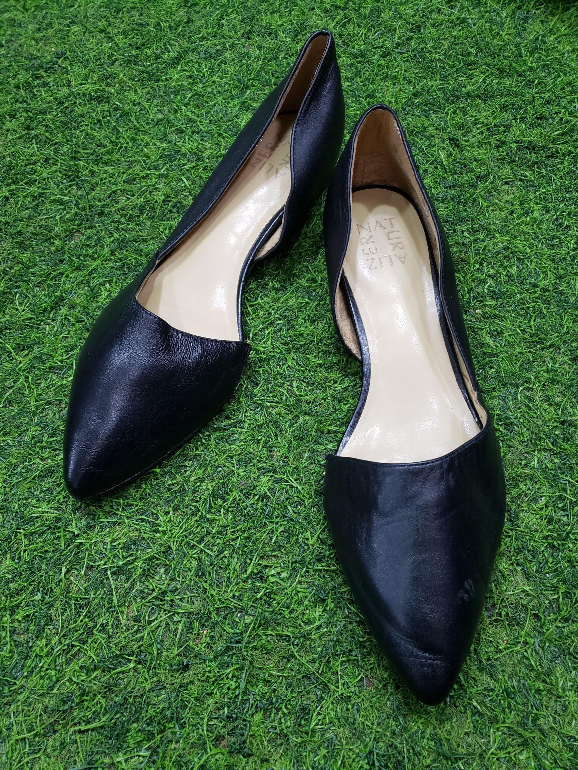 Second hand ladies shoes