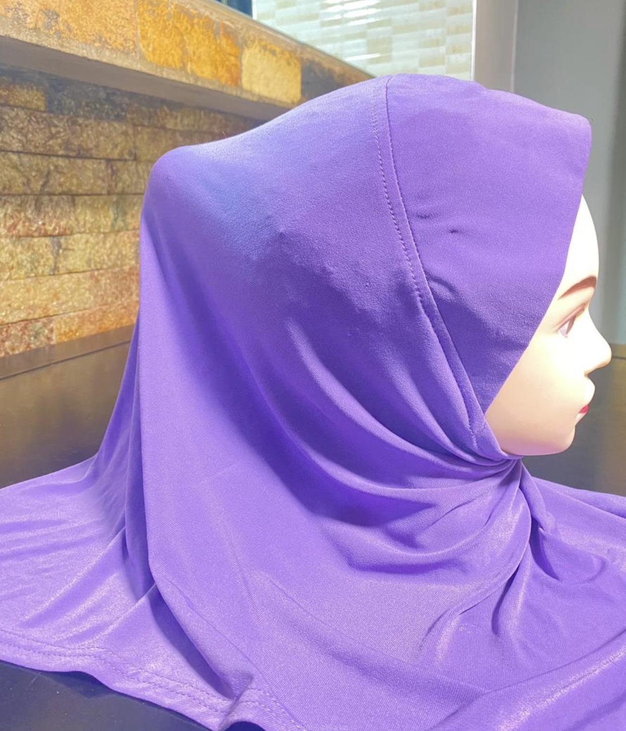 Mini hijabs