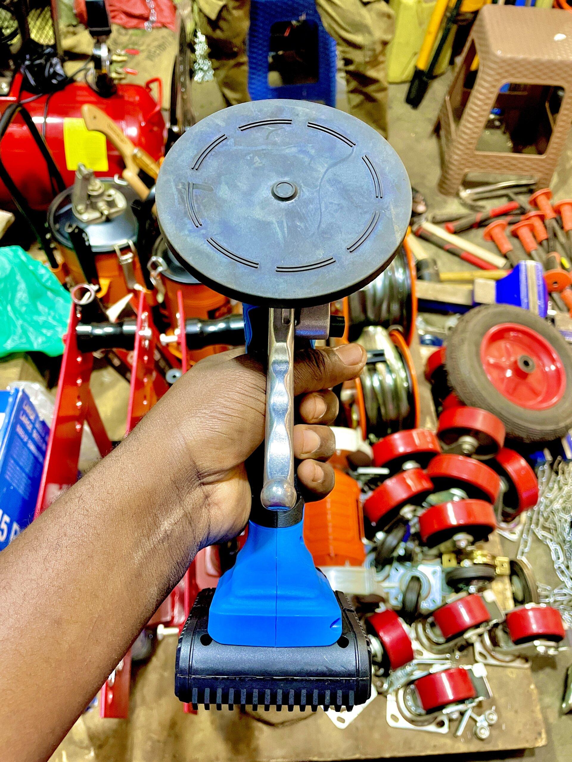 Tile vaibrator machine