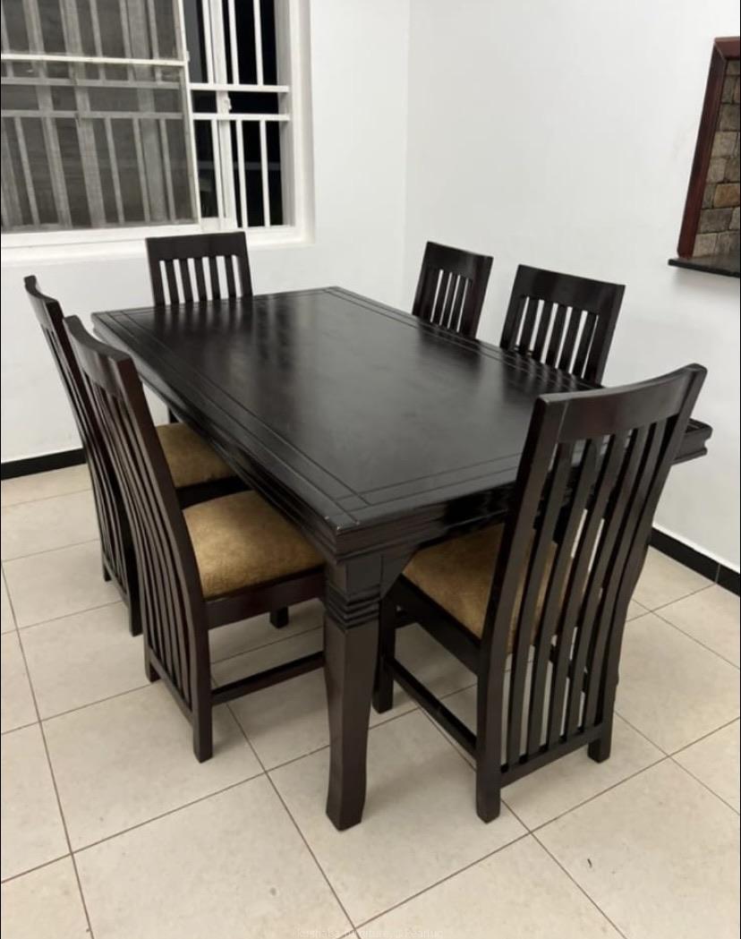 Dining set
