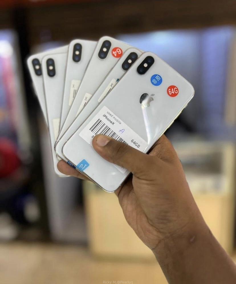 iPhone X