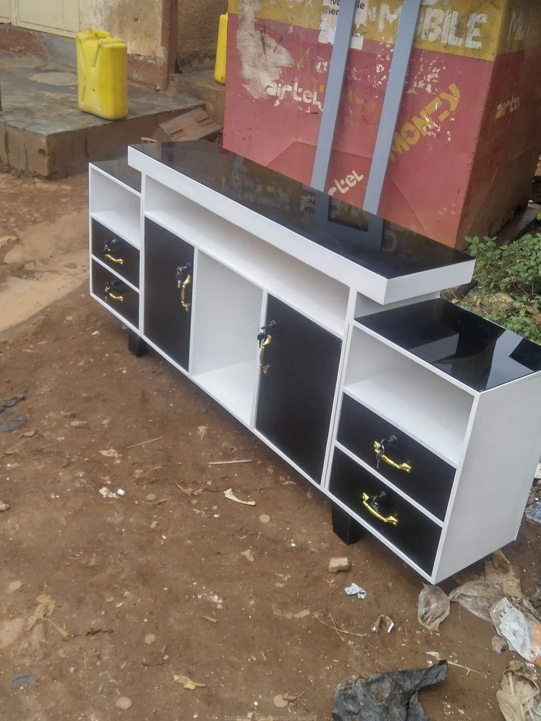 Tv unit