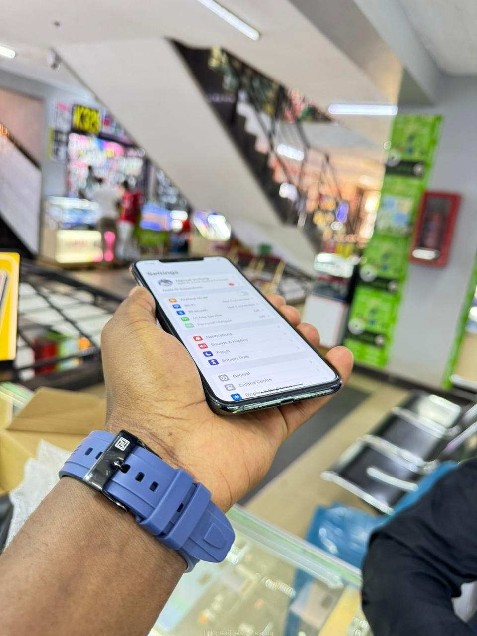 iphone 11 pro max 256gb Dm
