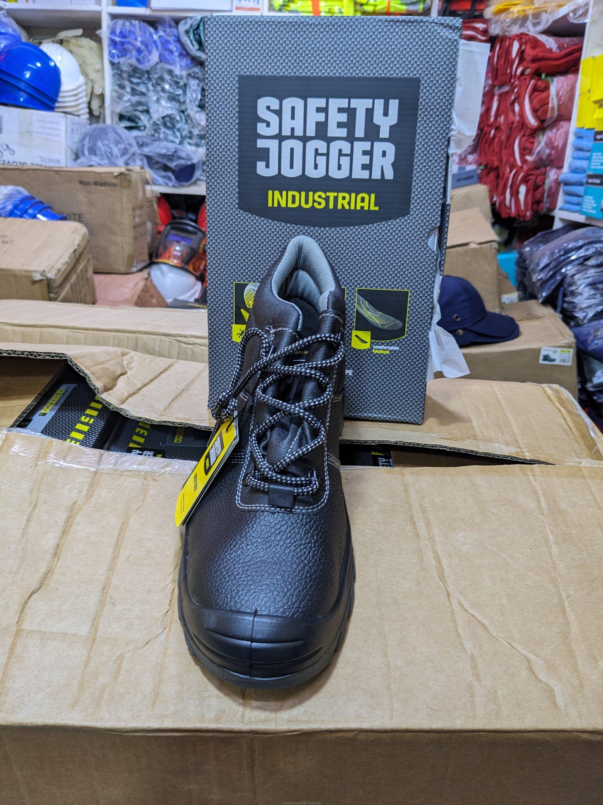 Jogger boots