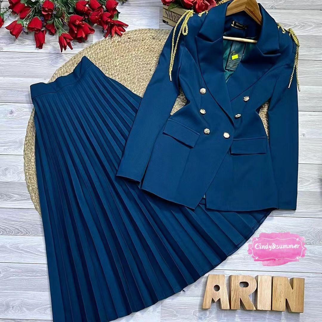 Lady’s suits