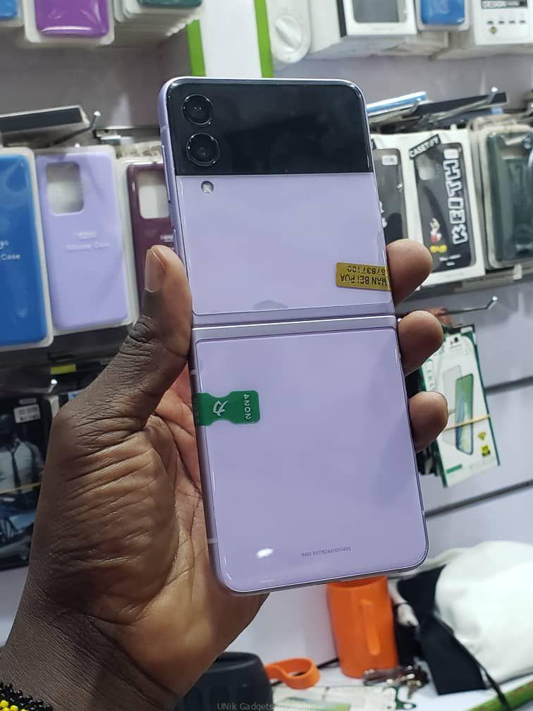Samsung galaxy Flip 3 128gb