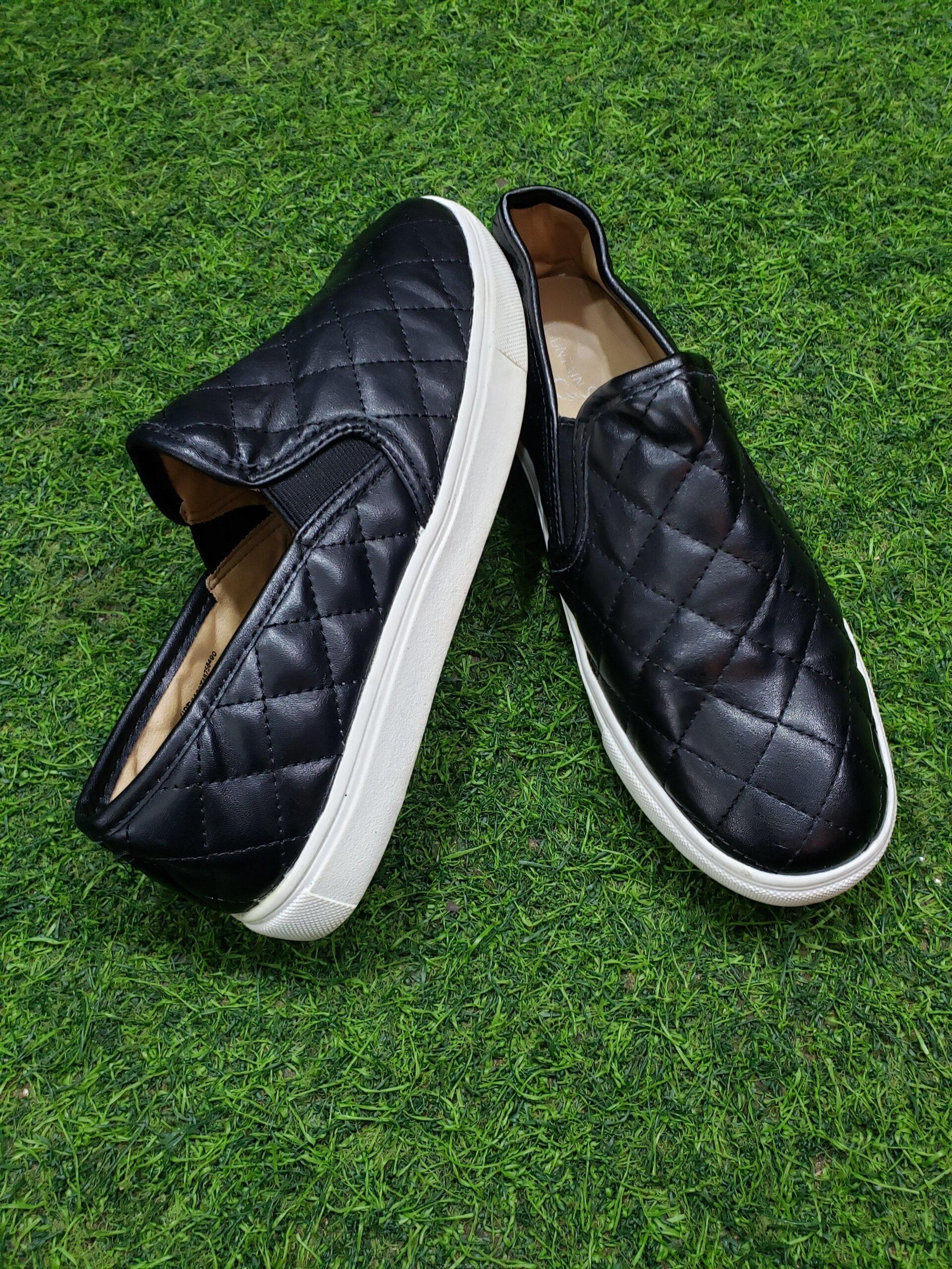 Second hand ladies shoes