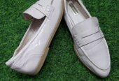 Second hand ladies shoes
