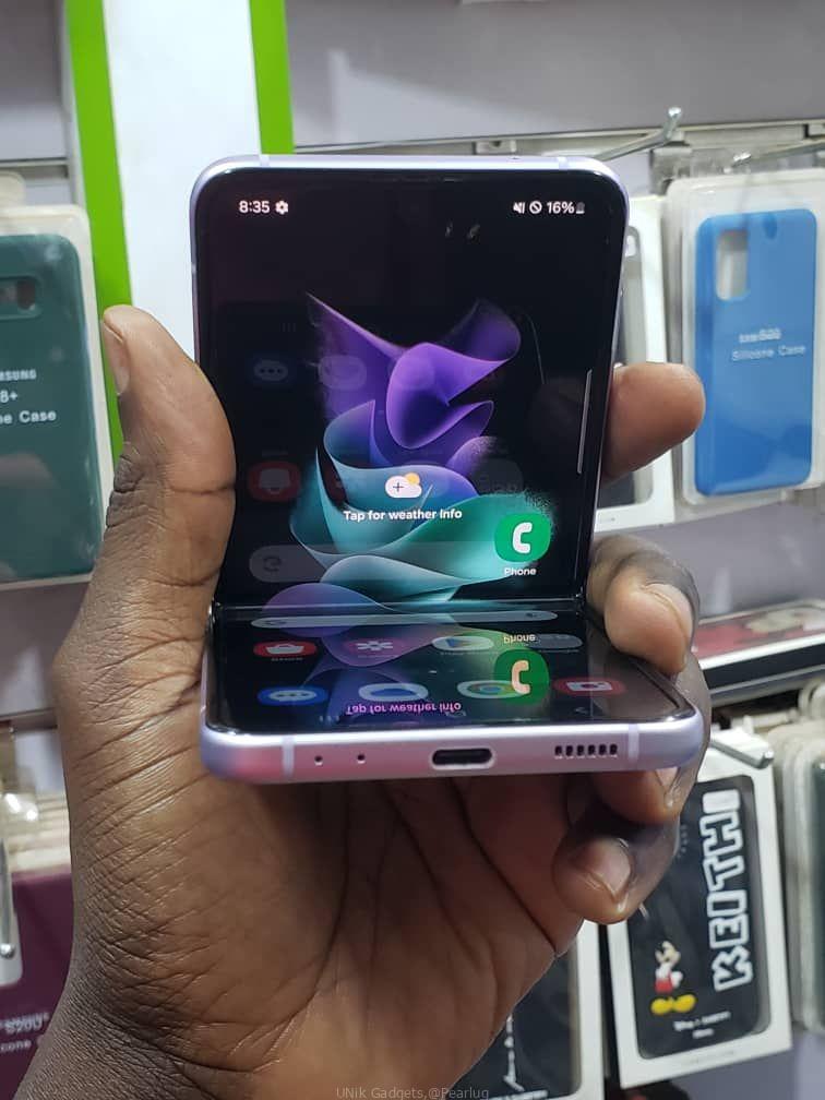 Samsung galaxy Flip 3 128gb