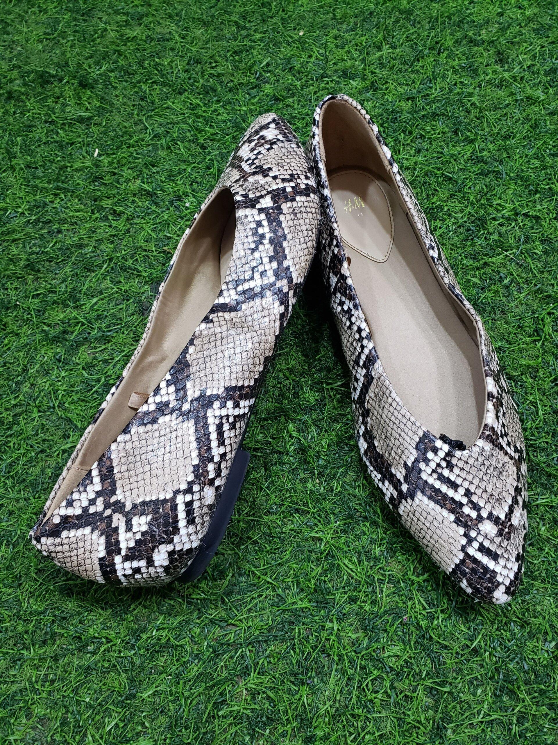 Second hand ladies shoes