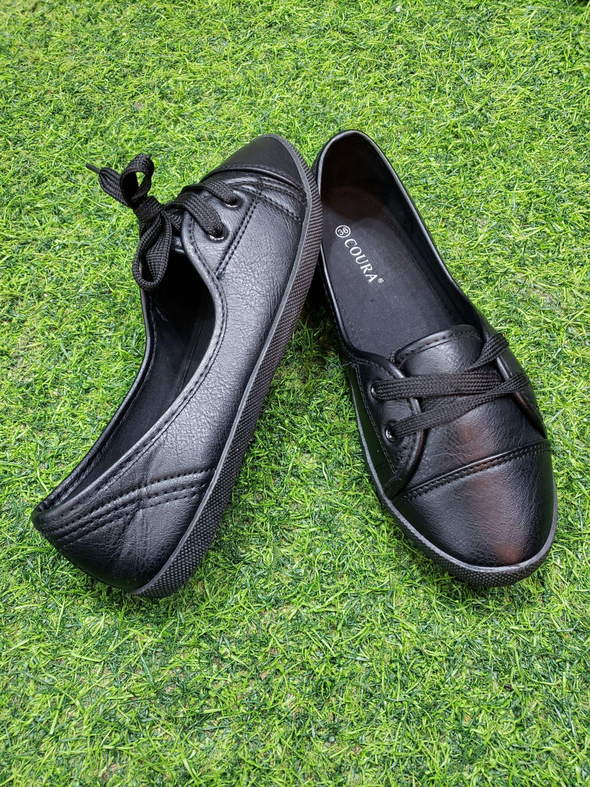 Second hand ladies shoes