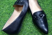 Second hand ladies shoes
