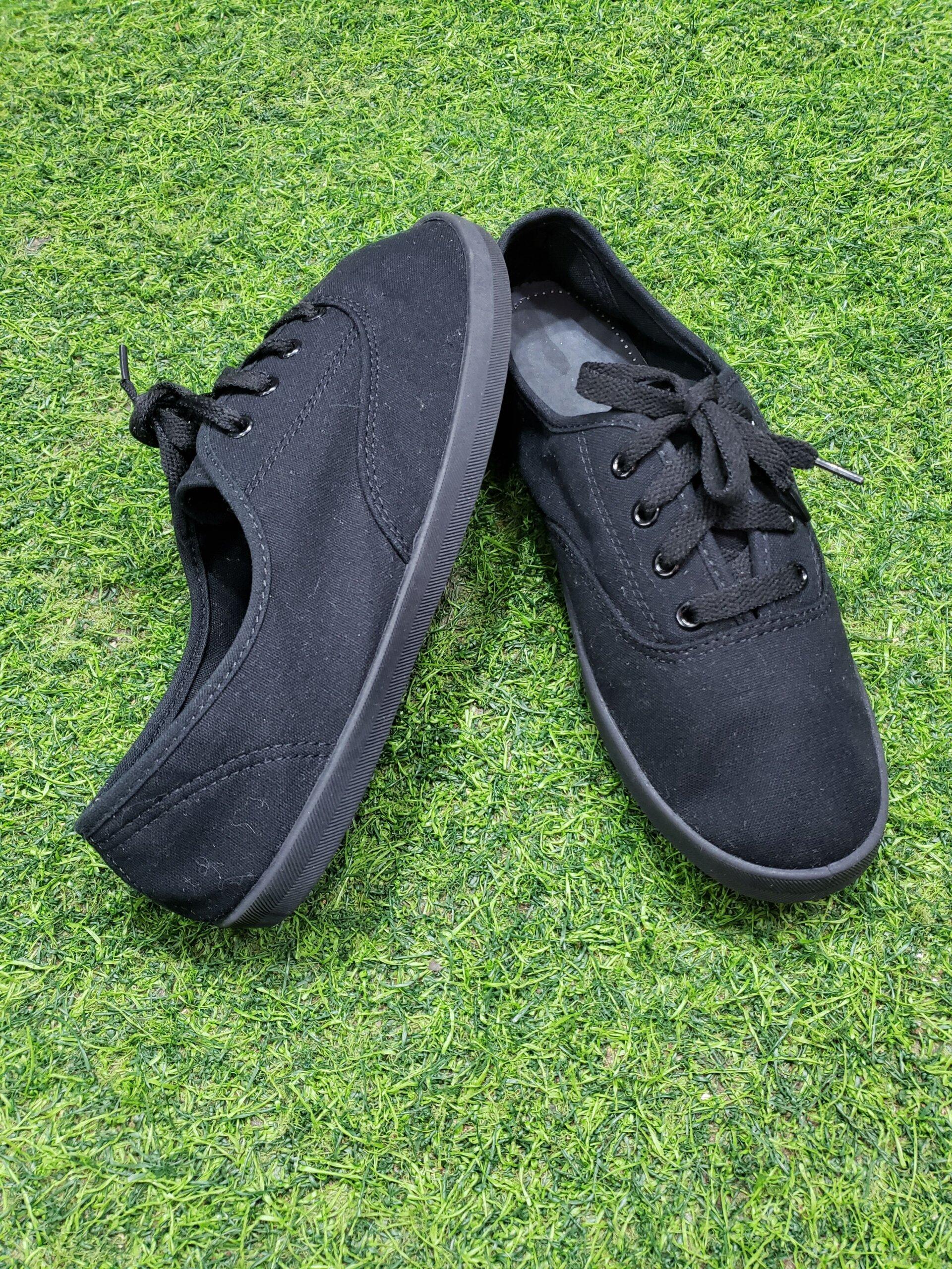 Second hand ladies shoes