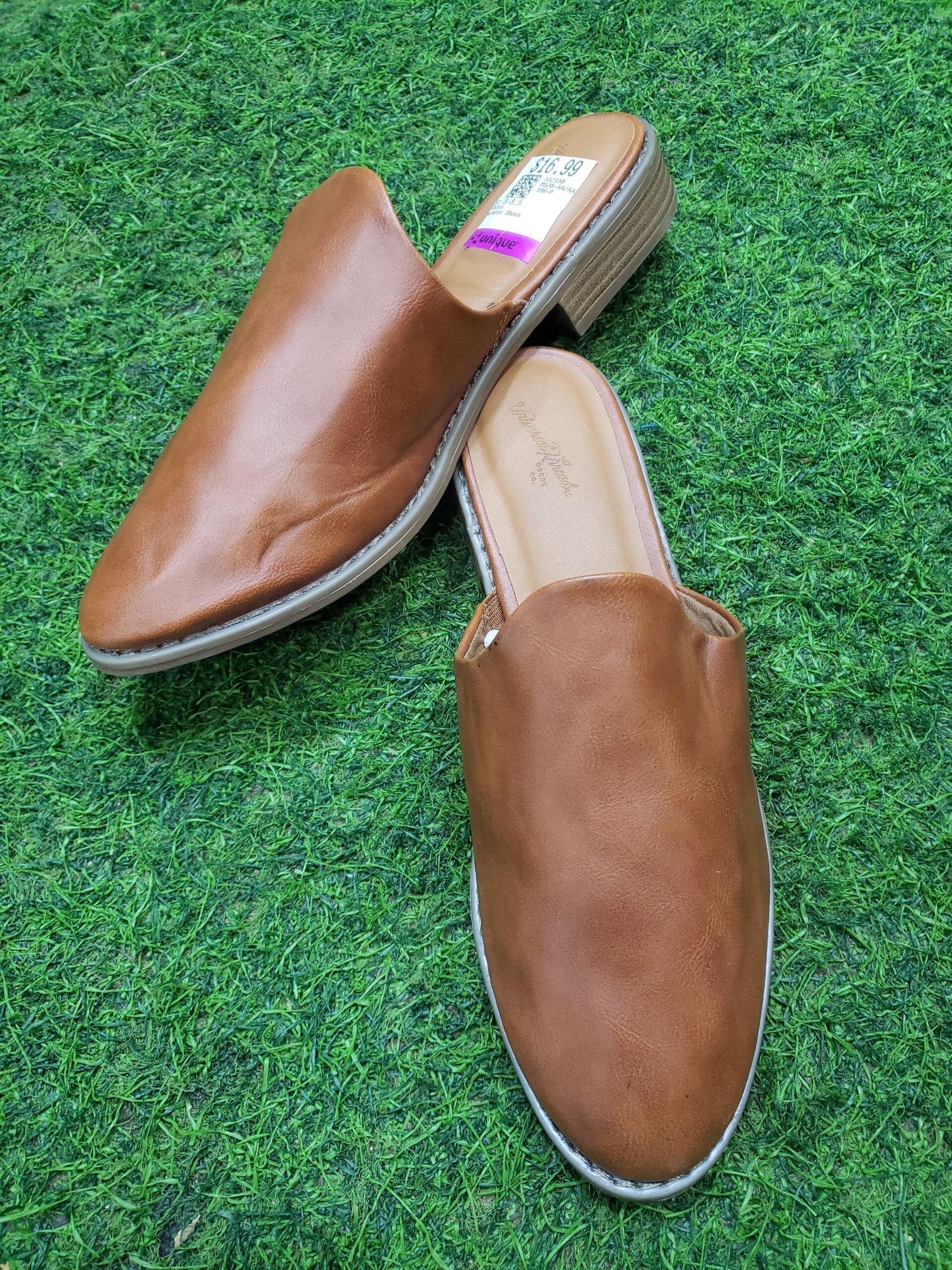 Classic ladies shoes